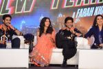 Farah Khan, Sonu Sood, Vivaan Khan, Shahrukh at the Trailer launch of Happy New Year in Mumbai on 14th Aug 2014